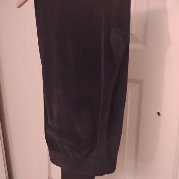 Fila velour tracksuit black and red - Picture 2 of 3